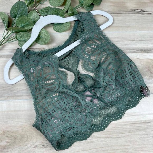 **NEW** 2/$30 Victoria's Secret Dream Angels Laced-Up Bralette - Picture 1 of 6